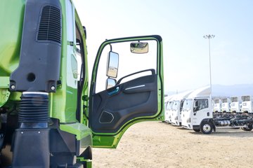 �������ó� ����G500 ���ϰ� 4.3L���� 240���� 4X2 ��ʿ��10�� 4.2���Ű���ж��ͼƬ