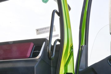 �������ó� ����G500 ���ϰ� 4.3L���� 240���� 4X2 ��ʿ��10�� 4.2���Ű���ж��ͼƬ