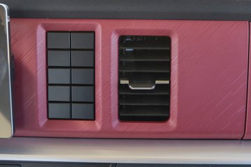 �������ó� ����G500 ���ϰ� 4.3L���� 240���� 4X2 ��ʿ��10�� 4.2���Ű���ж��ͼƬ