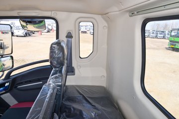 �������ó� ����G500 ���ϰ� 4.3L���� 240���� 4X2 ��ʿ��10�� 4.2���Ű���ж��ͼƬ