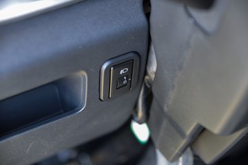 �������ó� ����G500 ���ϰ� 4.3L���� 240���� 4X2 ��ʿ��10�� 4.2���Ű���ж��ͼƬ