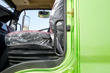 �������ó� ����G500 ���ϰ� 4.3L���� 240���� 4X2 ��ʿ��10�� 4.2���Ű���ж��ͼƬ