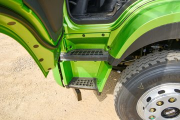 �������ó� ����G500 ���ϰ� 4.3L���� 240���� 4X2 ��ʿ��10�� 4.2���Ű���ж��ͼƬ