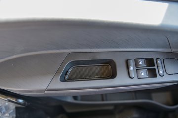 �������ó� ����G500 ���ϰ� 4.3L���� 240���� 4X2 ��ʿ��10�� 4.2���Ű���ж��ͼƬ