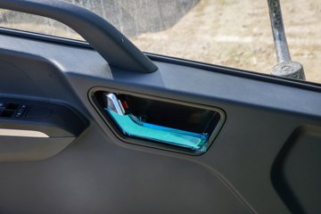 �������ó� ����G500 ���ϰ� 4.3L���� 240���� 4X2 ��ʿ��10�� 4.2���Ű���ж��ͼƬ