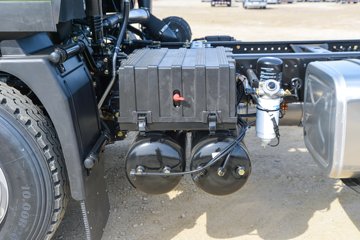 �������ó� ����G500 ���ϰ� 4.3L���� 240���� 4X2 ��ʿ��10�� 4.2���Ű���ж��ͼƬ