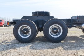 德御Q300&nbsp;自卸车底盘                                                图片