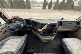 乘龙H7pro&nbsp;载货车驾驶室                                               图片