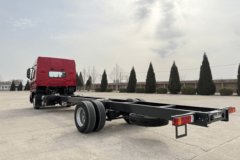 东风柳汽乘龙H7pro 6.9L柴油 330马力 4X2 万里扬10档 AMT自动档 9.6米厢式载货车