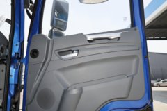 江淮 格尔发A5L 5.1L柴油 240马力 4X2 法士特8档 6.8米厢式载货车