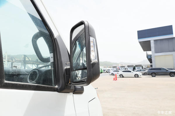 优惠0.1万 沈阳市星锐EV5电动封闭厢货火热促销中
