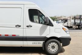 星锐EV5&nbsp;电动封闭厢货外观图片