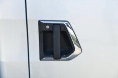 重汽HOWO轻卡统帅PRO 2.5L柴油 170马力 8档 4.15米单排厢式轻卡