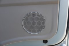 重汽HOWO轻卡统帅PRO 2.5L柴油 170马力 8档 4.15米单排厢式轻卡