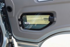 重汽HOWO轻卡统帅PRO 2.5L柴油 170马力 8档 4.15米单排厢式轻卡