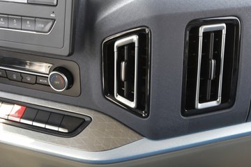 ����HOWO�Ῠͳ˧PRO 2.5L���� 170���� 8�� 4.15�׵�����ʽ�ῨͼƬ