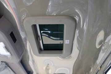 ����HOWO�Ῠͳ˧PRO 2.5L���� 170���� 8�� 4.15�׵�����ʽ�ῨͼƬ