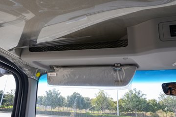 ����HOWO�Ῠͳ˧PRO 2.5L���� 170���� 8�� 4.15�׵�����ʽ�ῨͼƬ