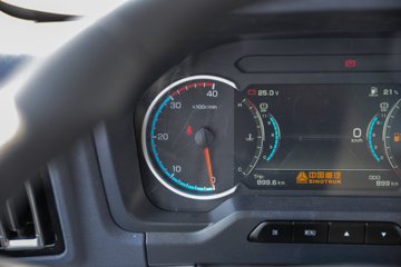 ����HOWO�Ῠͳ˧PRO 2.5L���� 170���� 8�� 4.15�׵�����ʽ�ῨͼƬ