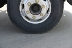 重汽HOWO轻卡统帅PRO 2.5L柴油 170马力 8档 4.15米单排厢式轻卡