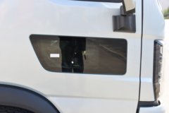 重汽HOWO统帅PRO 2.5L柴油 180马力 万里扬8档 4.15米单排厢式轻卡