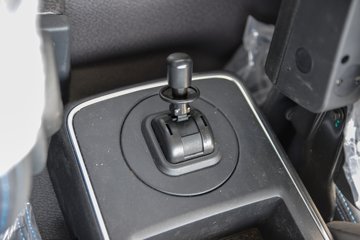 ����HOWOͳ˧PRO 2.5L���� 180���� ������8�� 4.15�׵�����ʽ�ῨͼƬ