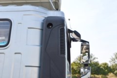 重汽HOWO统帅PRO 2.5L柴油 180马力 万里扬8档 4.15米单排厢式轻卡