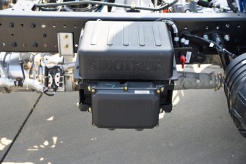 HOWOͳ˧PRO 2.5L 180 8 4.15׵ʽῨͼƬ