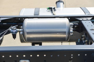 HOWOͳ˧PRO 2.5L 180 8 4.15׵ʽῨͼƬ