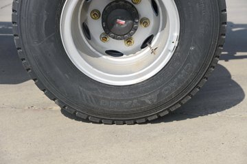 HOWOͳ˧PRO 2.5L 180 8 4.15׵ʽῨͼƬ
