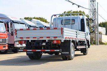 �й�����HOWO ͳ˧ 145���� 4.15�׵��������Ῠ(����6��)ͼƬ