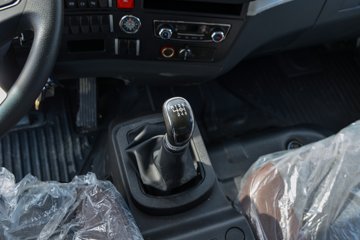 �й�����HOWO ͳ˧ 145���� 4.15�׵��������Ῠ(����6��)ͼƬ