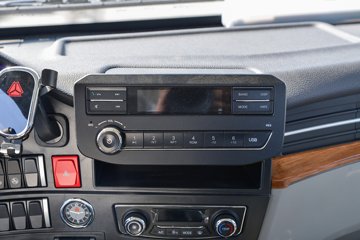 �й�����HOWO ͳ˧ 145���� 4.15�׵��������Ῠ(����6��)ͼƬ