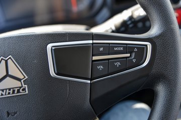 �й�����HOWO ͳ˧ 145���� 4.15�׵��������Ῠ(����6��)ͼƬ