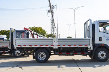 �й�����HOWO ͳ˧ 145���� 4.15�׵��������Ῠ(����6��)ͼƬ