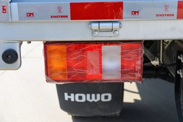 �й�����HOWO ͳ˧ 145���� 4.15�׵��������Ῠ(����6��)ͼƬ