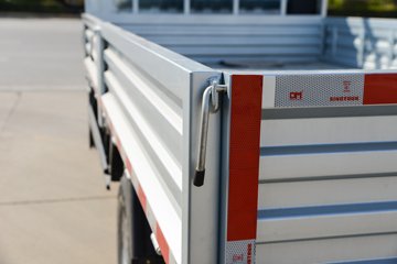 �й�����HOWO ͳ˧ 145���� 4.15�׵��������Ῠ(����6��)ͼƬ