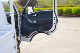 锐航EV&nbsp;电动载货车驾驶室图片