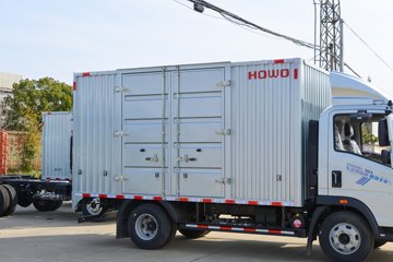 ����HOWO�Ῠͳ˧ 2.5L���� 180���� 6�� 4.15�׵�����ʽ�ῨͼƬ