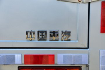 ����HOWO�Ῠͳ˧ 2.5L���� 180���� 6�� 4.15�׵�����ʽ�ῨͼƬ