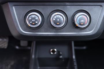  СX7  3.5T 3.815׵Ŵ綯ʽ΢55.7kWhͼƬ