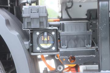 Զ�� ����H8E ���˰� 4.5T 4.15�׵��Ŵ��綯��ʽ�Ῠ100.46kWhͼƬ