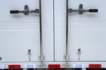 Զ�� ����H8E ���˰� 4.5T 4.15�׵��Ŵ��綯��ʽ�Ῠ100.46kWhͼƬ