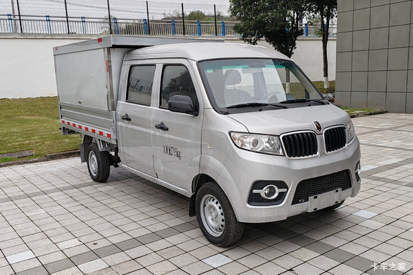 鑫源金杯T3 经典型普通版 1.5L汽油 102马力 液刹 2.4米双排翼开启厢式车微卡