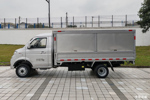 优惠0.5万 郑州市金杯T5载货车火热促销中