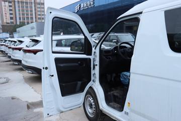 江豚&nbsp;电动封闭厢货驾驶室图片