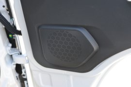 智蓝EM&nbsp;电动载货车驾驶室图片