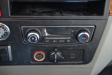 ����HOWO�Ῠͳ˧ 2.5L���� 180���� 12�� 3.85���Ű��դʽ�ῨͼƬ