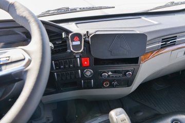 ����HOWO�Ῠͳ˧ 2.5L���� 180���� 12�� 3.85���Ű��դʽ�ῨͼƬ