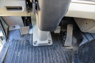 ����HOWO�Ῠͳ˧ 2.5L���� 180���� 12�� 3.85���Ű��դʽ�ῨͼƬ